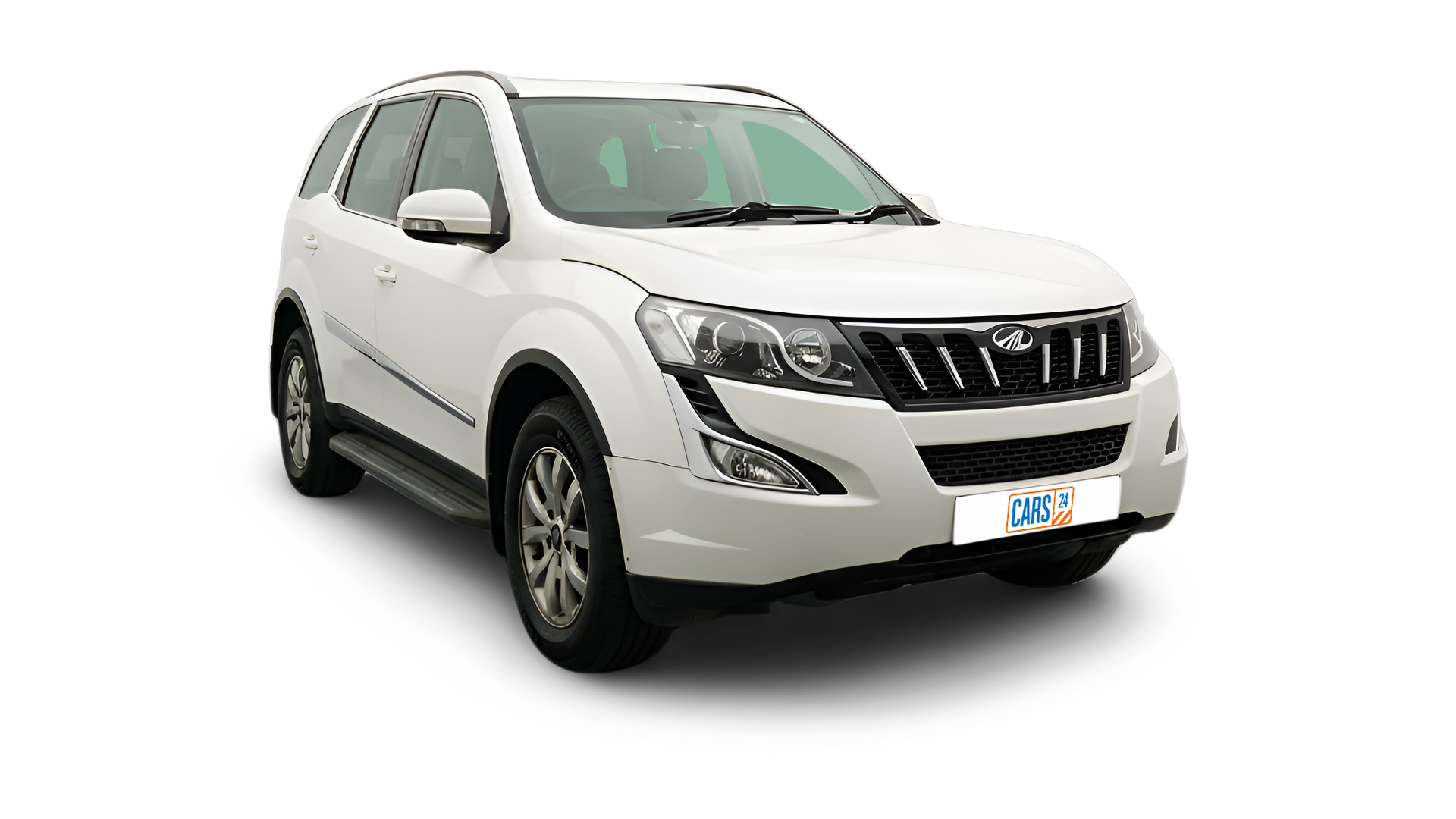 Mahindra XUV500-img